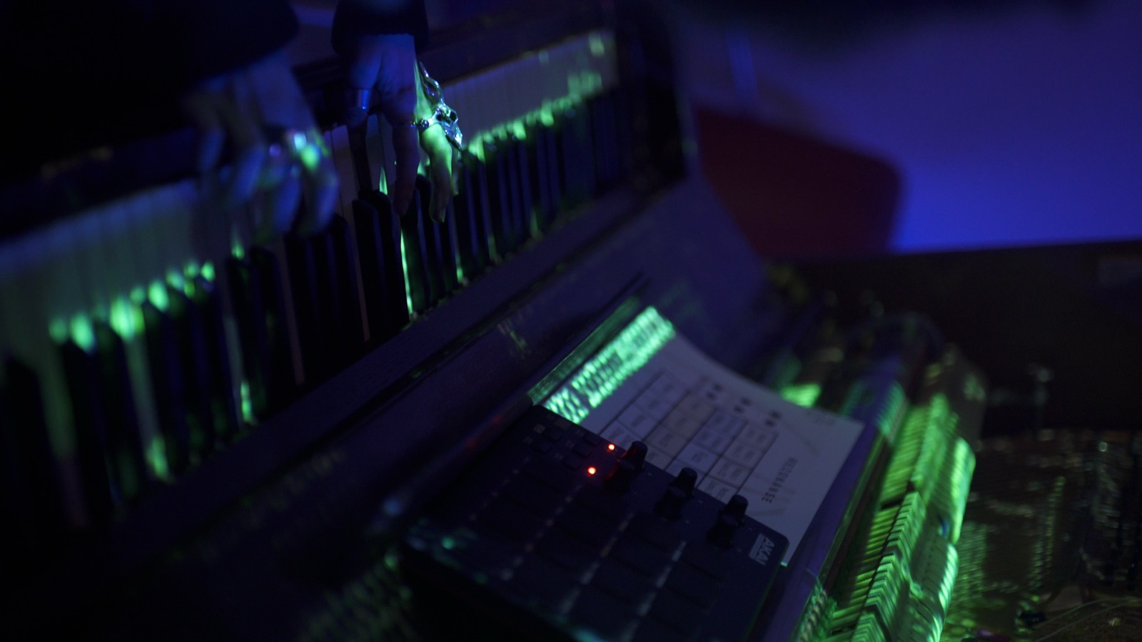 Rezonanse, audiovisual performance